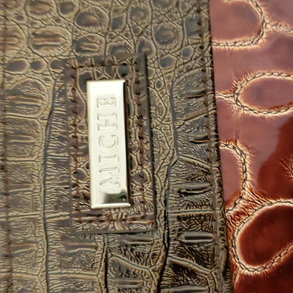 MICHE DANI CLASSIC COVER, PURSE SHELL NOT INCLUDED - Picture 2 of 6